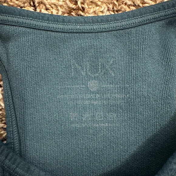 🚨LAST CHANCE: Nux teal high neck ribbed crop top. Size XS/S - Picture 3 of 3